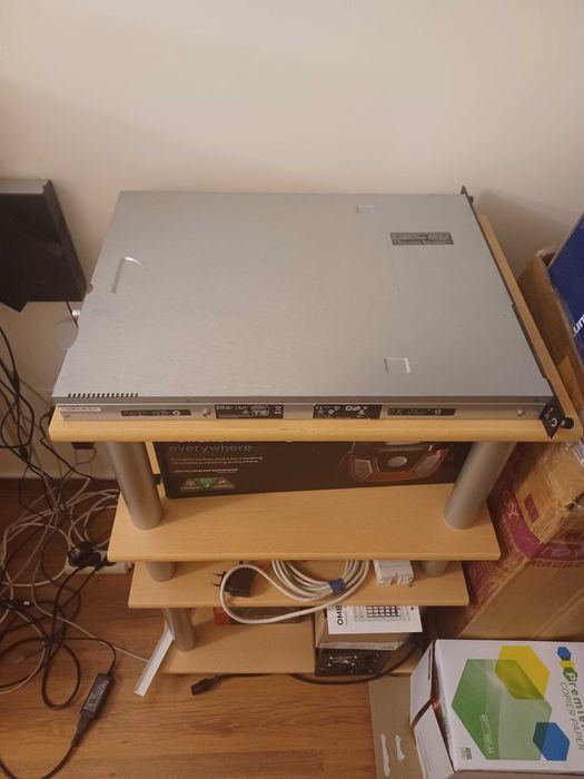 Server Dell PowerEdge R200 - Rack 1U