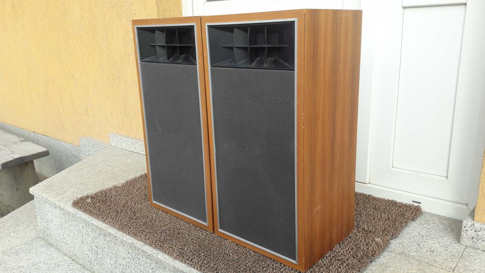 boxe vintage Universum HiFi type 012.329 9