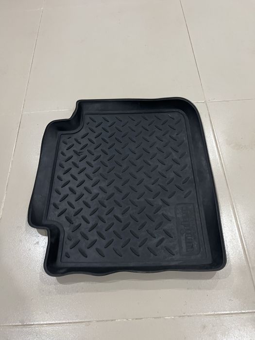 Продам полик от Лексус