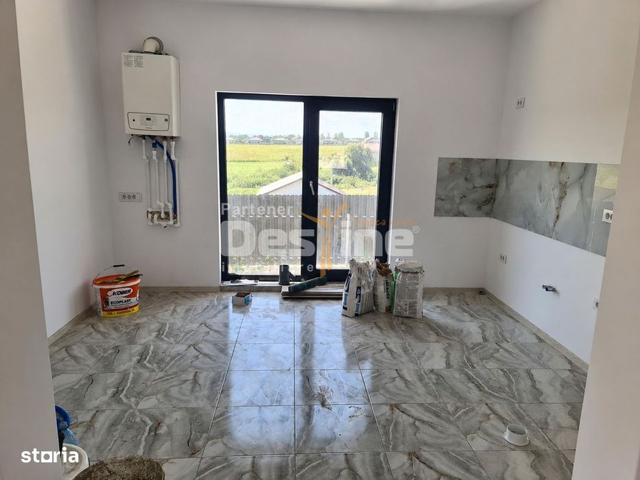 Casa in VOROVEȘTI, 4 camere, 87 mp utili, 15 mp terasa, incalzire in