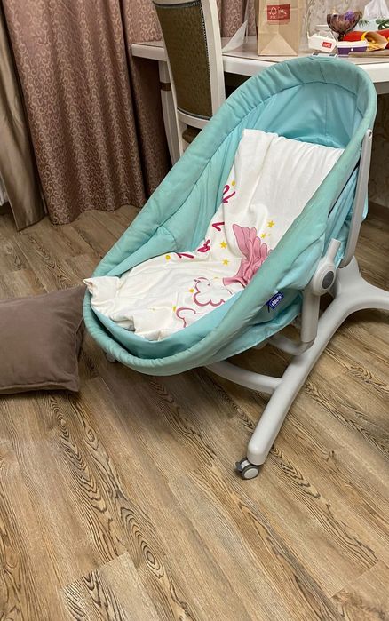 Продам срочно. Шезлонг- стульчик