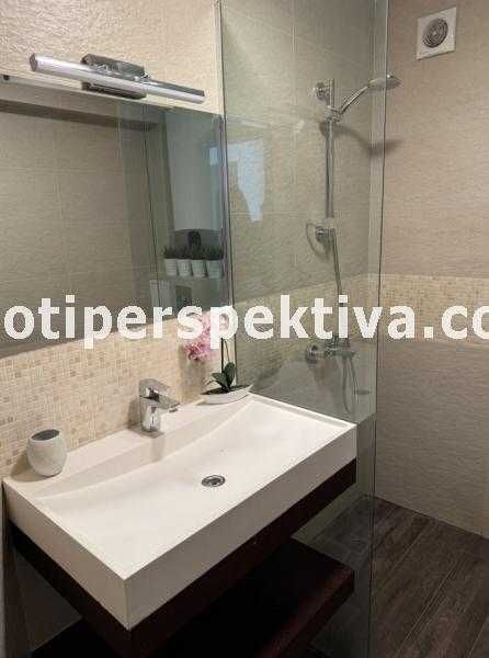 реф.17786 Готов за нанасяне, изложение-юг/изток-у-ще К. К. Философ!