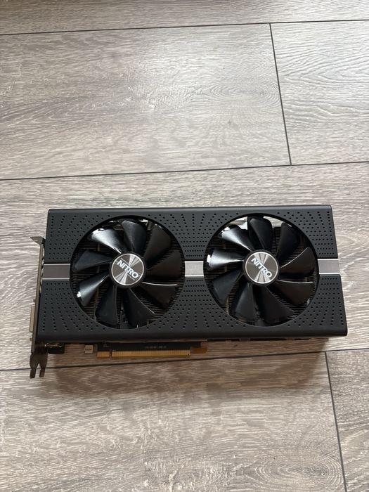 Видеокарта Sapphire NITRO+ Radeon RX 570