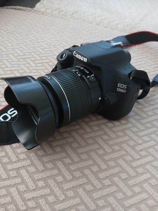 Canon eos 1200D efs 18-55mm