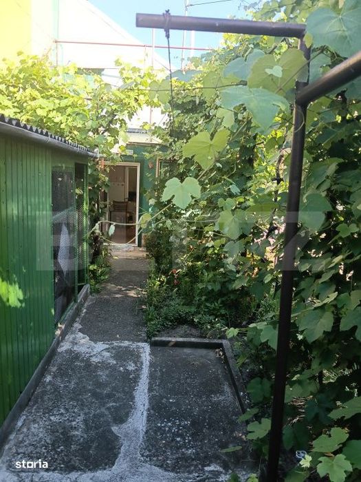 Casa la curte, 55 mp, zona Libertatii