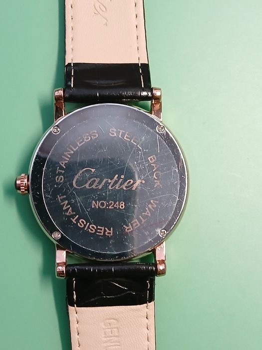 Елегантен часовник