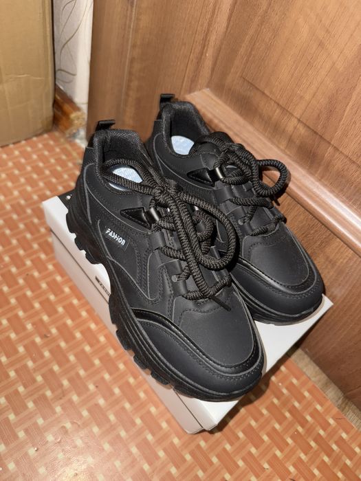 продам обувь осень/весна