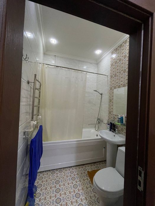 Аренда. 3/3/5.Новастройка.Тезиковка.Малокольцевая.Ж/К Семейный