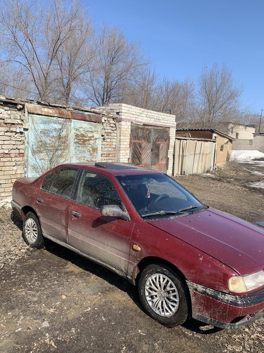 Nissan primera p10
