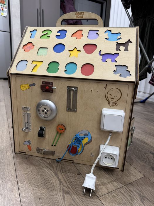 Продам бизиборд