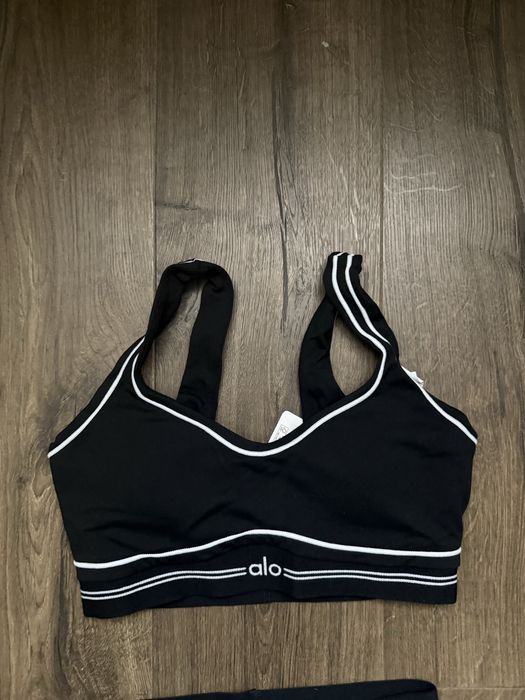 Спортен сет Alo yoga