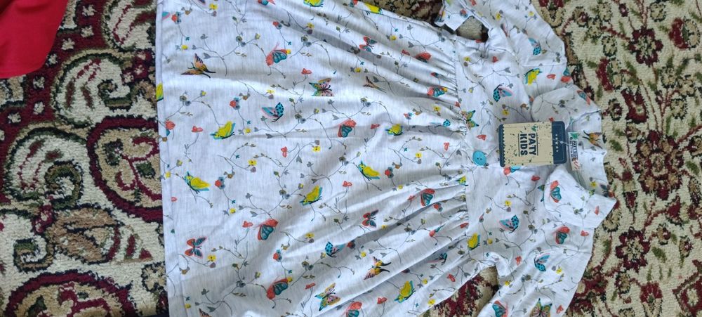 Балалар киімі өте арзан багада