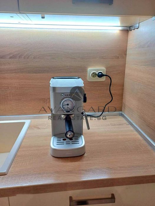 Продава се Тристаен апартамент в Пловдив, Център - 84 кв.м за 2673 €/кв.м - Снимка #9