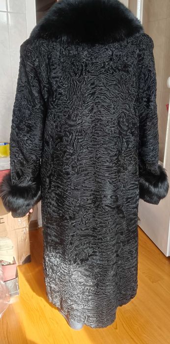Каракулевая шуба