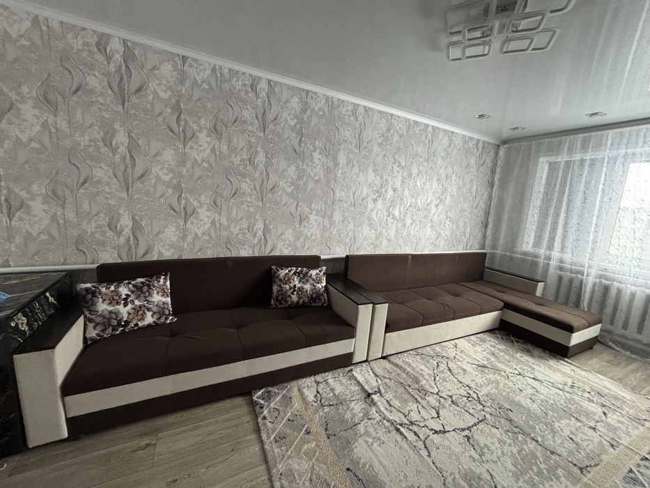 Продам 2 дивана.Тобыл