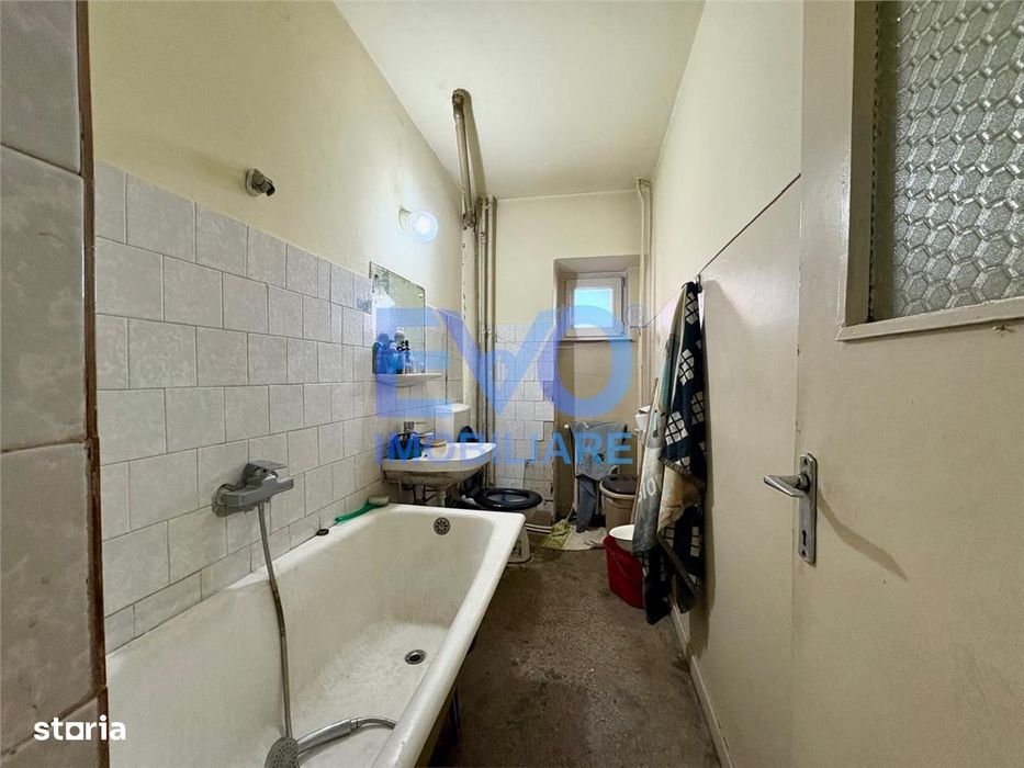 Apartament 3 camere, 2 bai, etaj intermediar, Independentei, Iasi