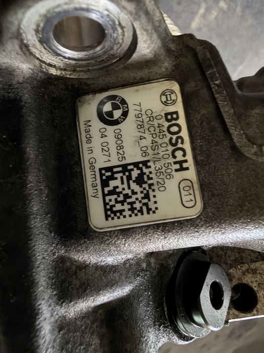 Продавам комплект Дюзи и помпа +рейл N47d20 BMW 2.0D 177кс