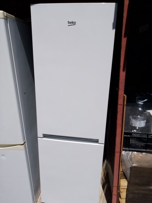 Frigider arctic 240litri combina frigorifica Beko arctic Indesit