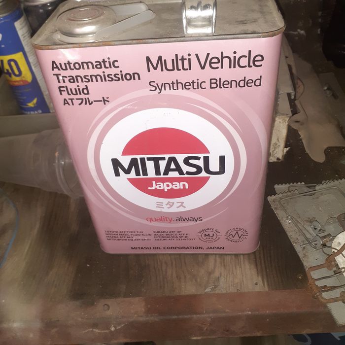 Продам масло на коробку автомат