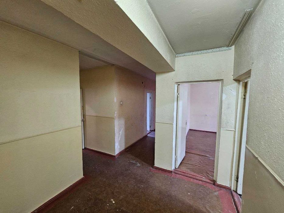 Продается Квартира 4/4/4 Банковский дом м.Беруний (Анколог. больница)