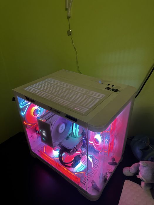 Desktop Gaming Ryzen 5 9600X RTX 4070 SUPER 12GB