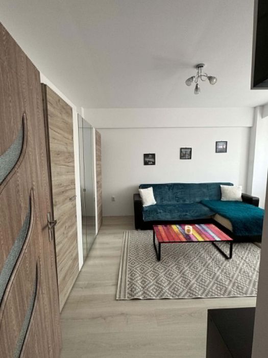Inchiriez apartament cu o camera