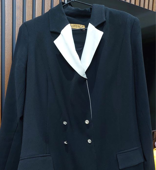 Продаётся платья в хорошем состояние