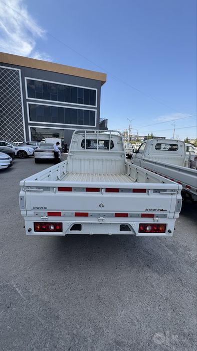 Changan Truck Plus — dubl kabina, 5 o'rin + yuk 2480 kg