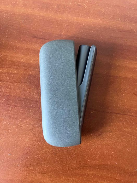 SUPER OFERTĂ: Ceas Emporio Armani + IQOS ILUMA