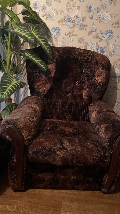 Продам кресла по 2000 тенге