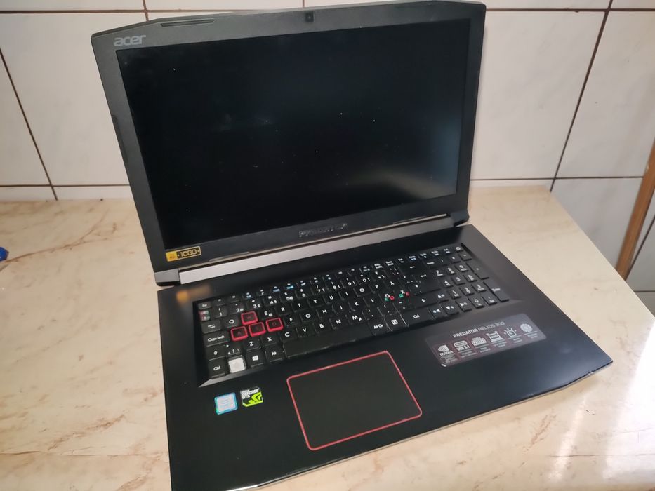 Laptop gamming Acer Predator Helolios 300