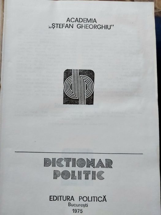 Vând „Dicționar Politic”, lucrare de referință