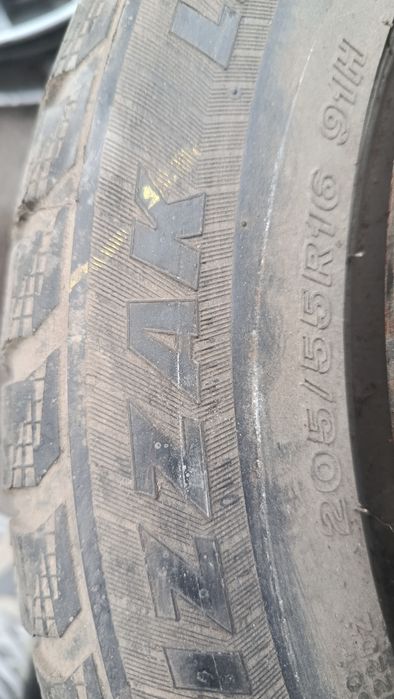Бриджстоун 205/55/16 пара
