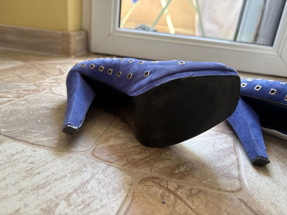 Дамски обувки на висок ток BCBGMaxazria girls - естествен велур