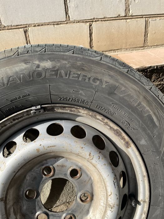 Продам шины с дисками