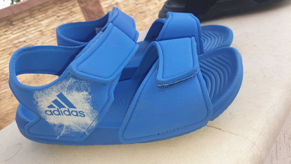 Детски сандали и обувки