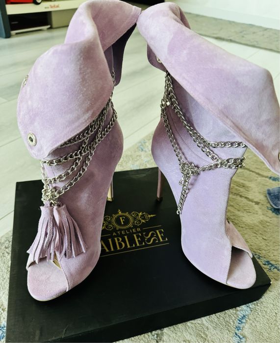 Botine mov din piele intoarsa,noi