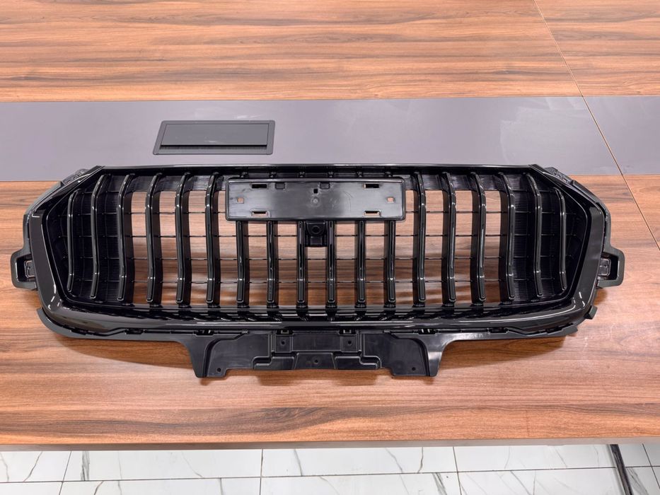 Решетка Радиатора Haval H6 серый , черный , хром