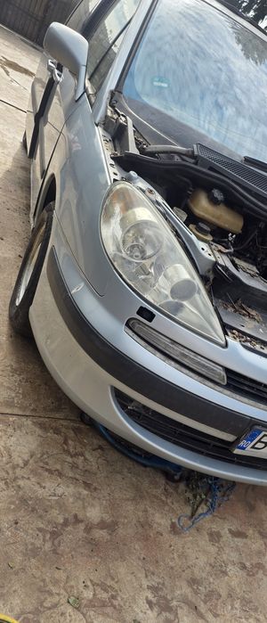 Bara fata capota aripi faruri xenon peugeot 807