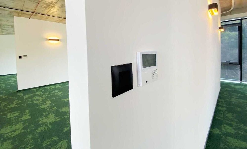 Дава се под наем Офис в Пловдив, Център - 188 кв.м за 2383.74 € - Снимка #2