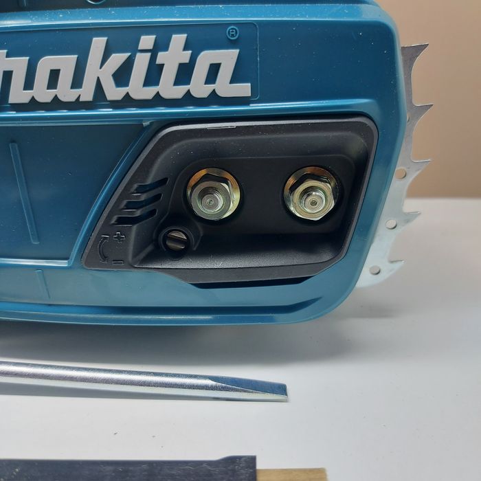 Акумулаторна резачка Makita DUC355Z 36V