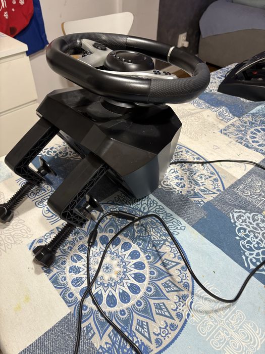 Волан и педали Genesis