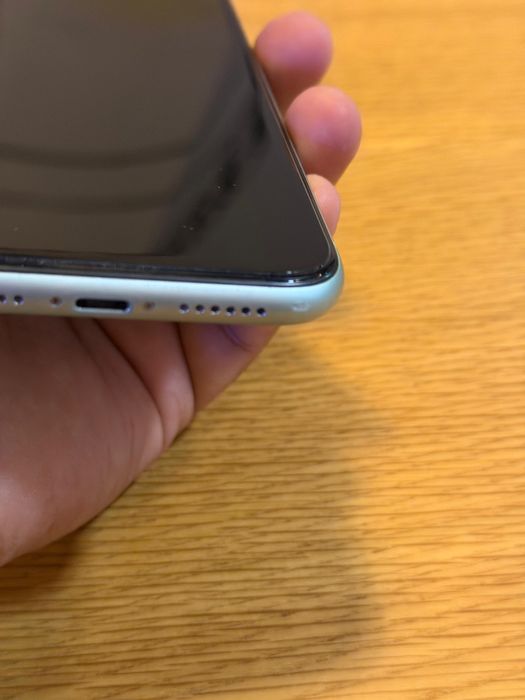 iPhone 11 64gb 100% идеал