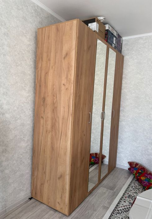Продаю кровать и шкаф
