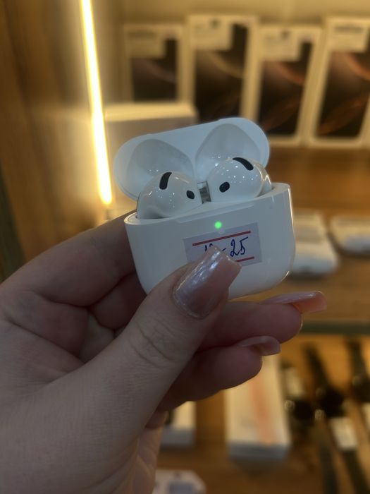 наушники AirPods 4s