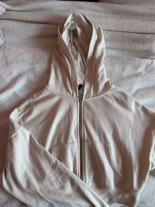 Дамски суитшърти и худита: H&M, Zara, Crop, Sin