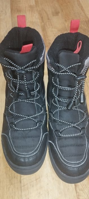 Топли боти Reserved