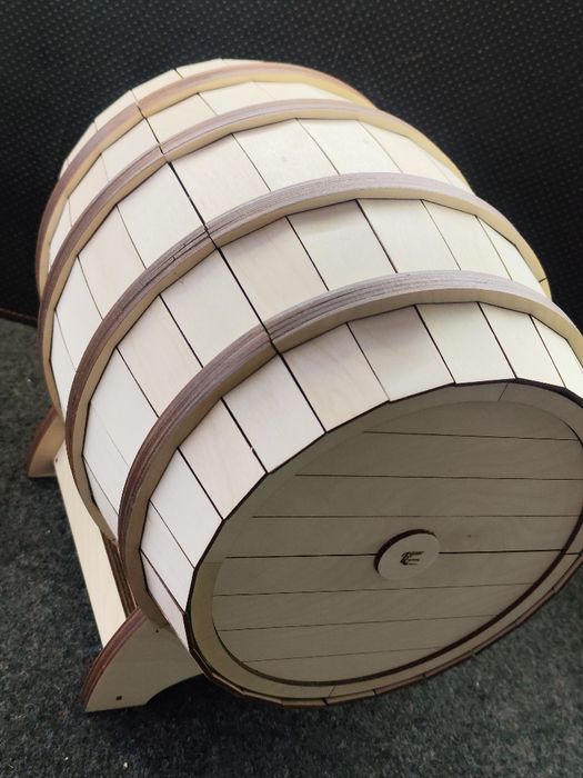 Дървена бъчва диспенсър за  вино Bag-in-Box