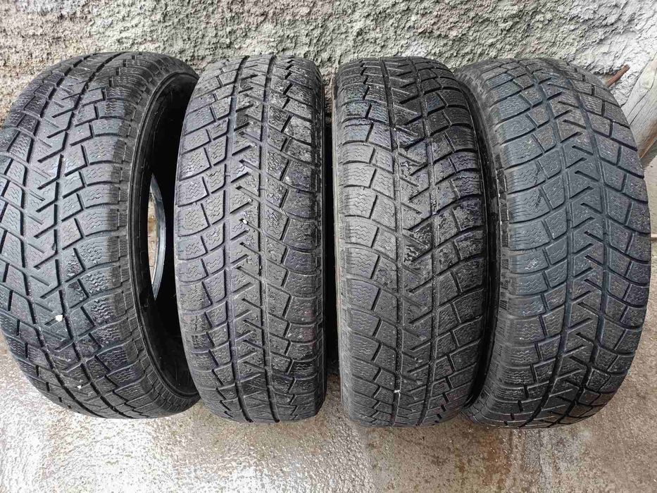 Гуми Michelin 205/70/15