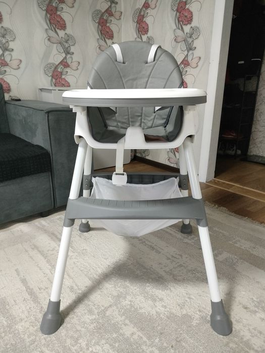 Детский стульчик для кормления
